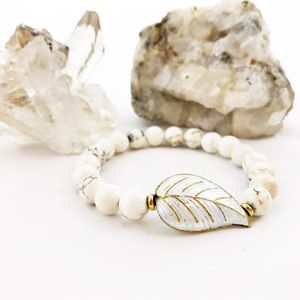 New - Gemstone Stretch Bracelet with Ivory and Gold Leaf Bead